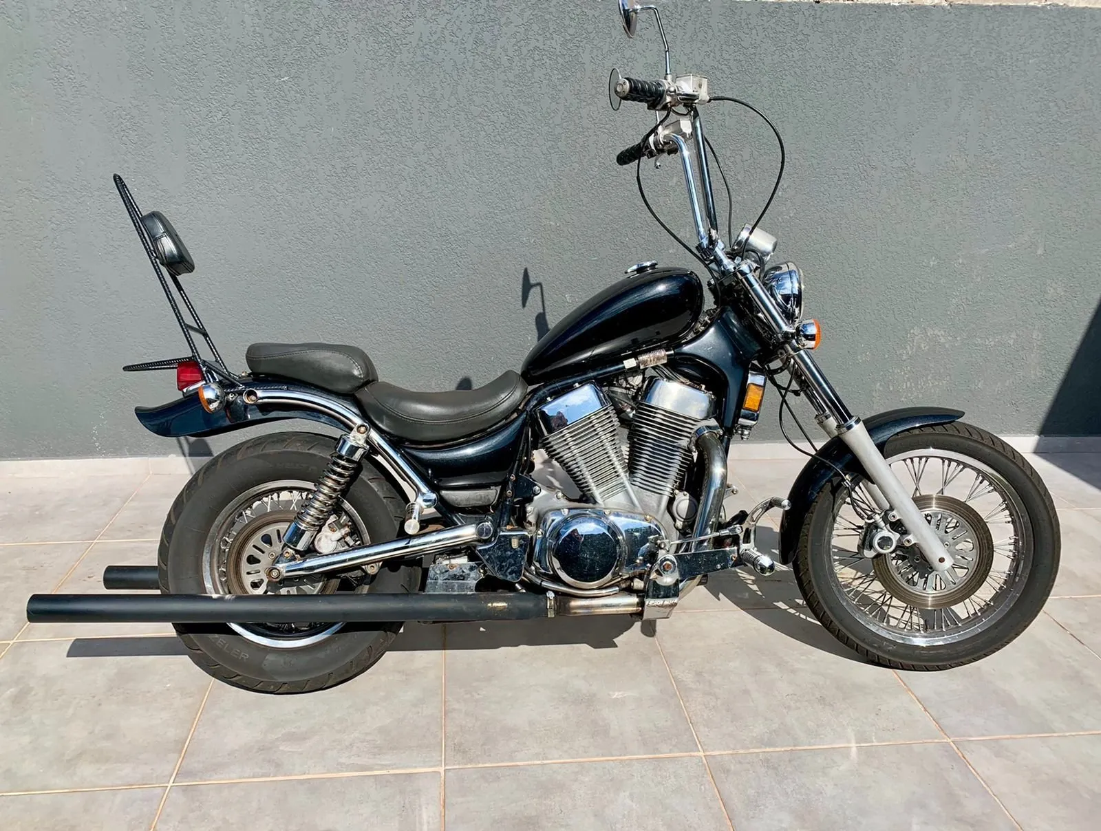 Suzuki intruder 1400 cc  Classificado Vintage riders