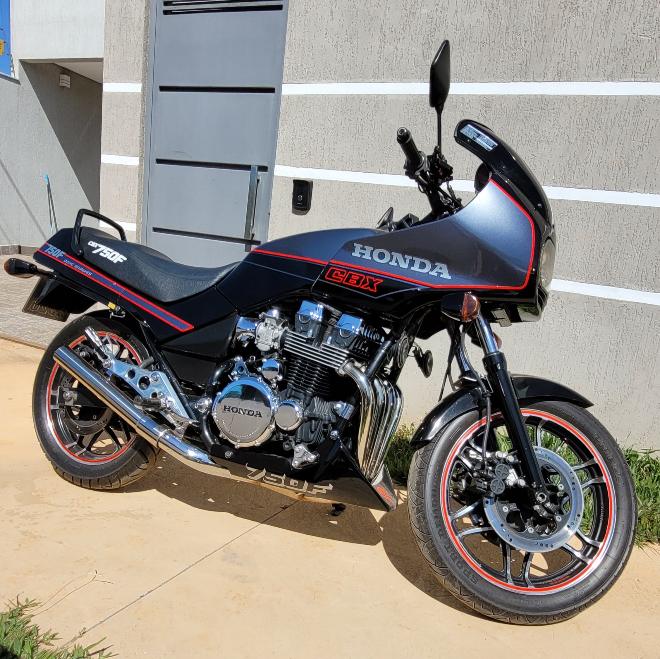 Honda CBX 750F