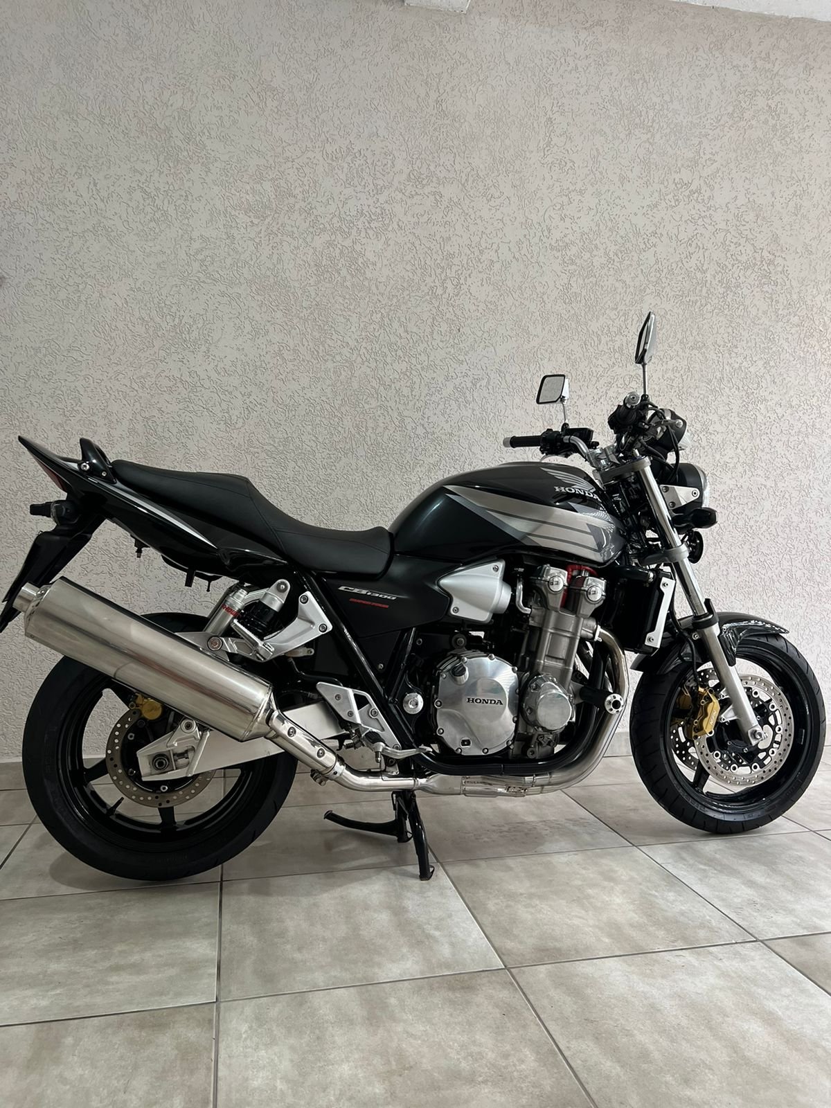 olx cb 1300