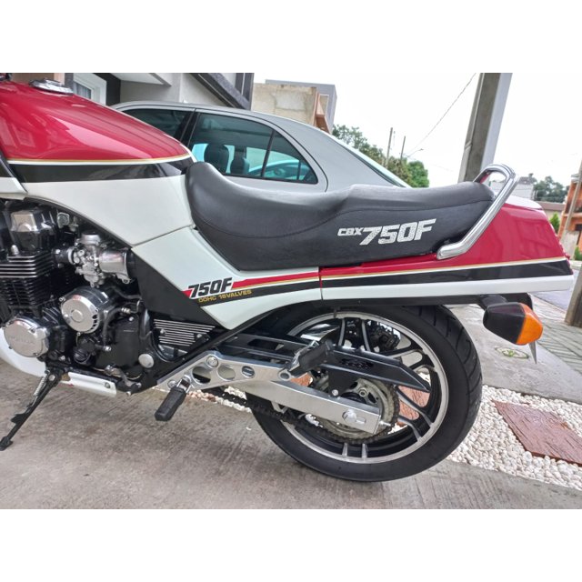 Honda CBX 750 F (Hollywood)  Classificado Vintage riders
