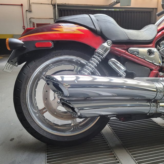Harley Davidson V-Rod VRSCR | Classificado Vintage riders
