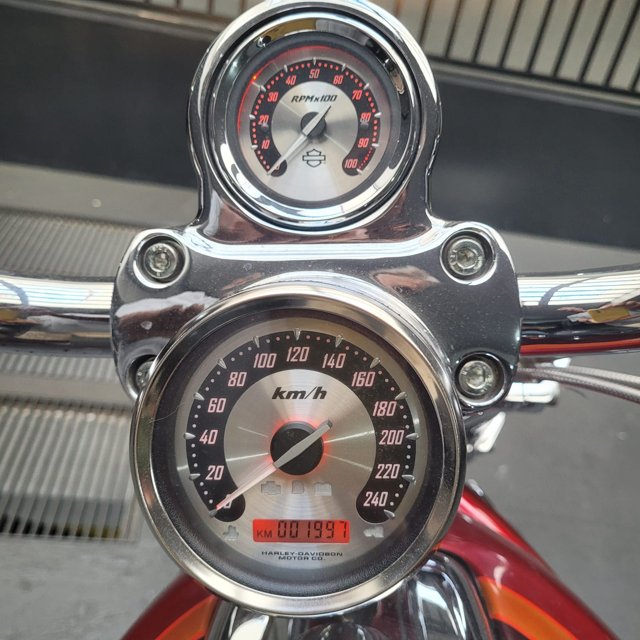 Harley Davidson V-Rod VRSCR | Classificado Vintage riders