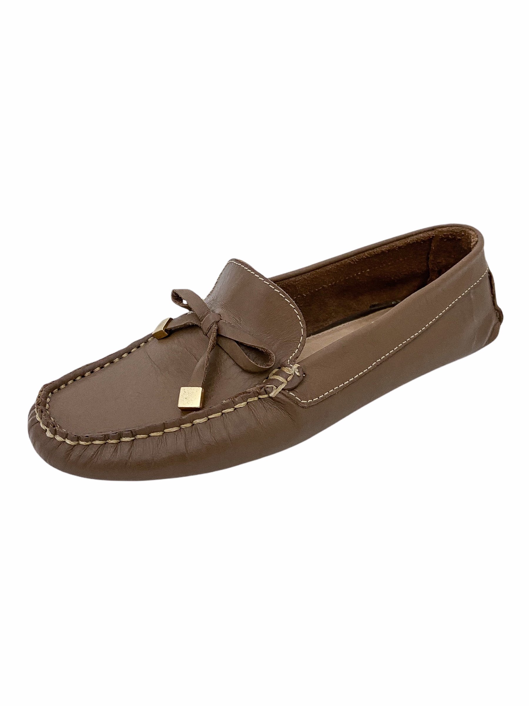 Mocassim Modesta Camurça Caramelo - Cavage | Loja Online