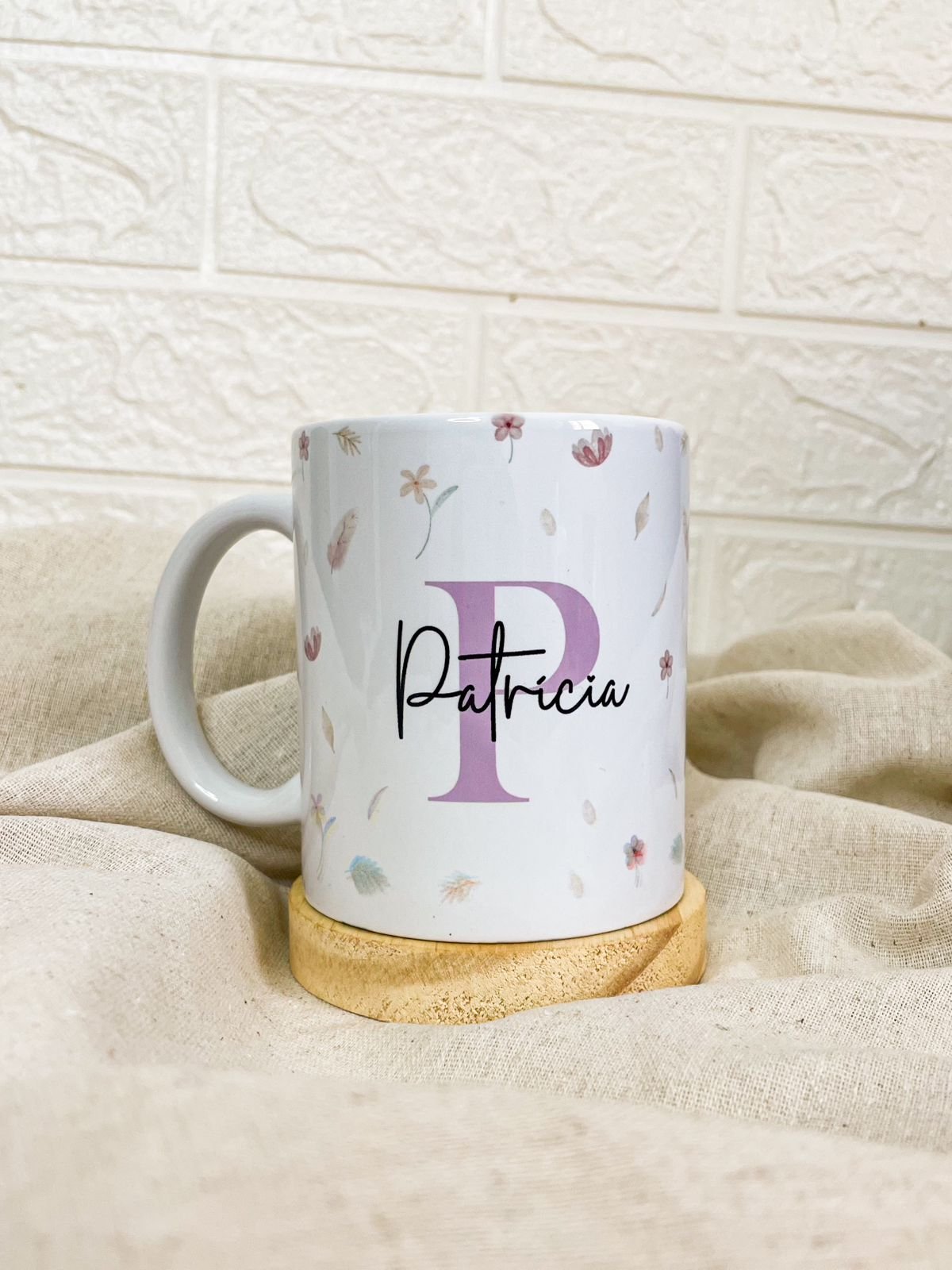 Compre agora Caneca Seu Nome e Inicial em Mimos da Isa | Mimos da Isa