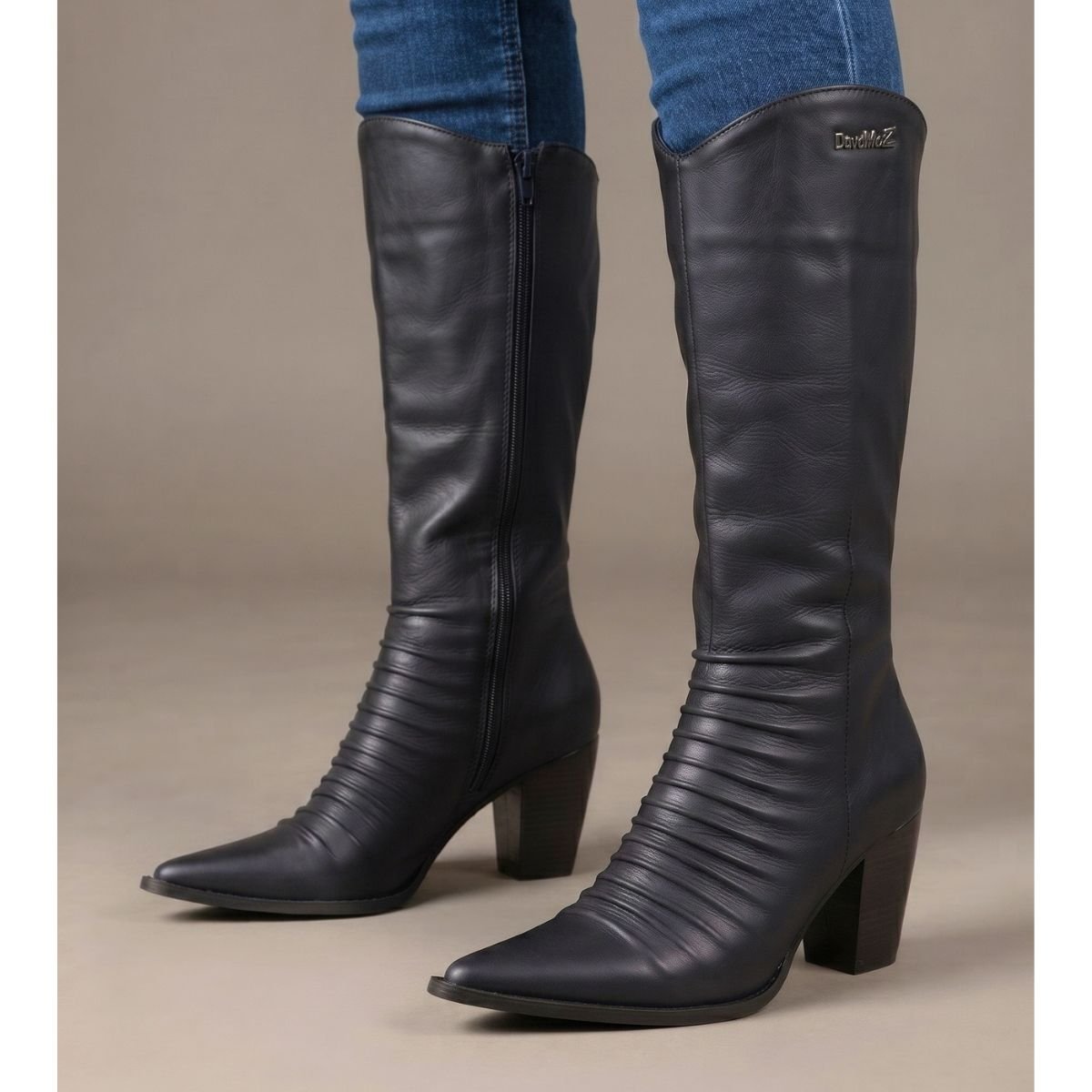 Bota Country Cano Alto com Rugas Dina Mirtz | Melania Benett