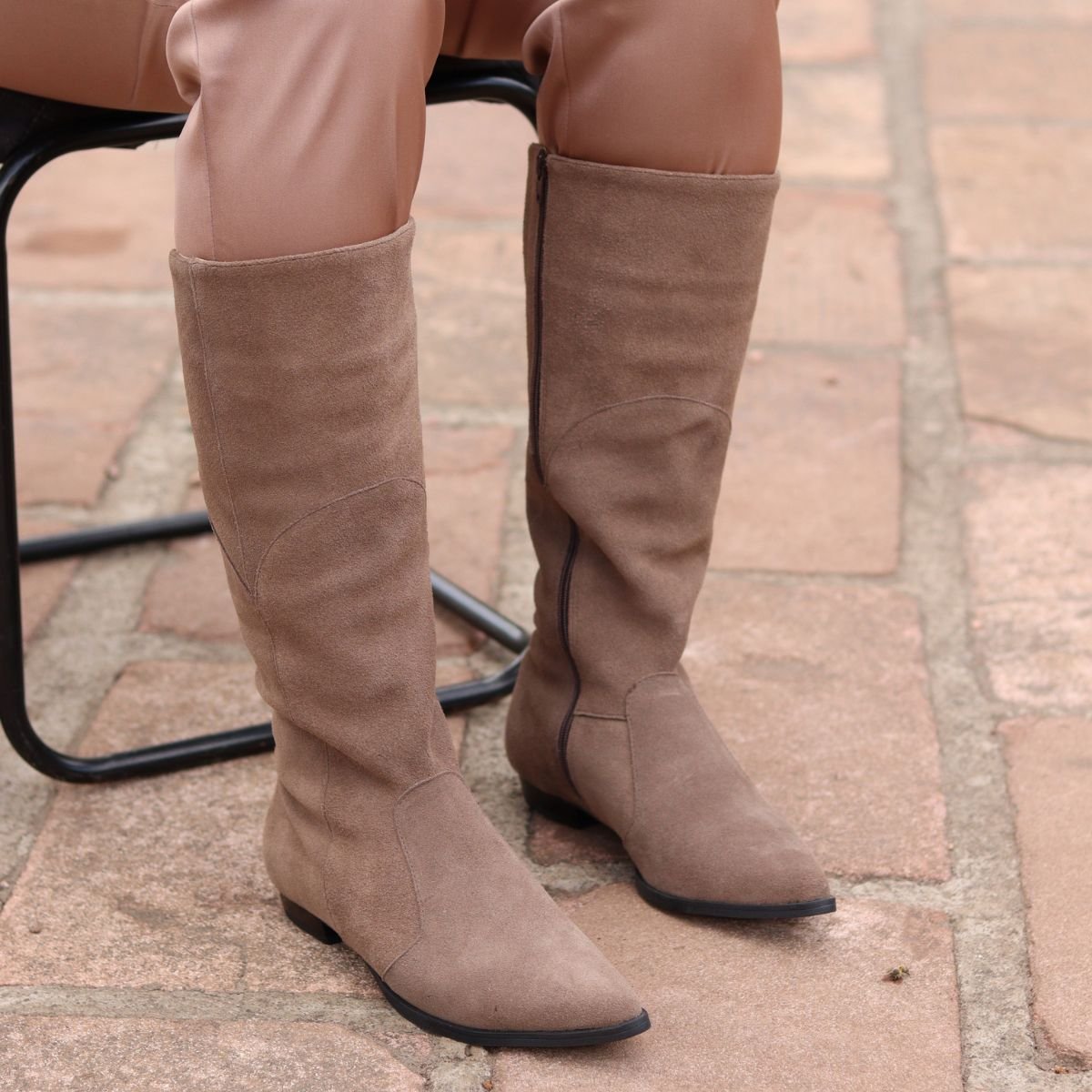 Bota Dina Mirtz Básica Lisa | Melania Benett