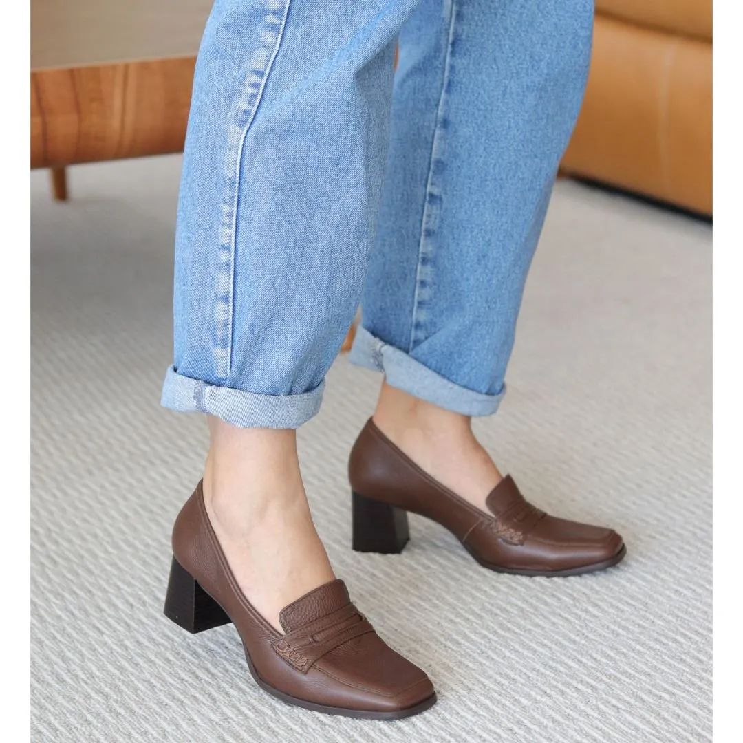 Mocassim com Salto Bico Quadrado Dina Mirtz Melania Benett