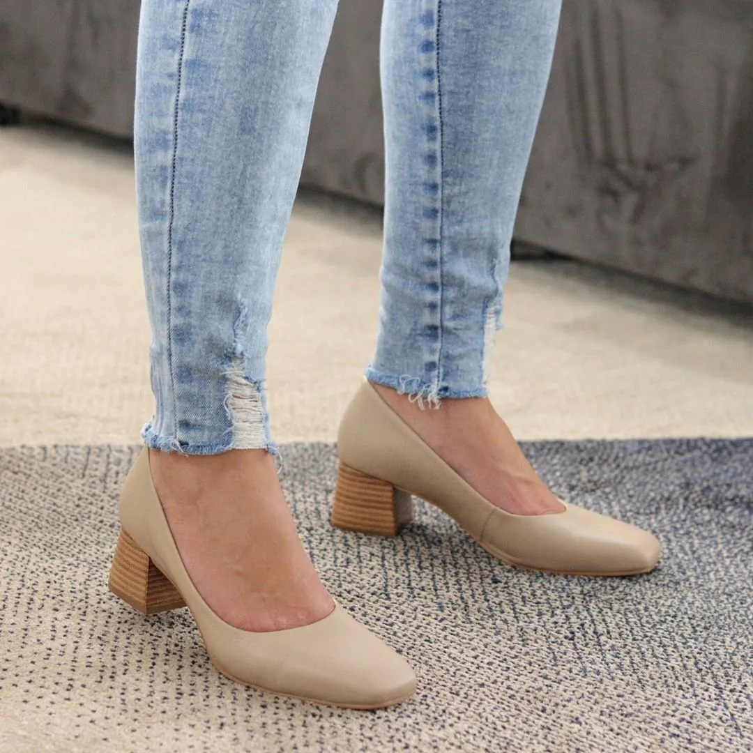 Scarpin Bico Quadrado Salto Grosso Dina Mirtz Melania Benett