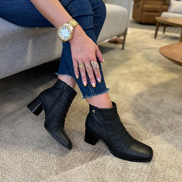 Bota Feminina Sapato Tipo Bota Cano Curto BOTA FEMININA BICO