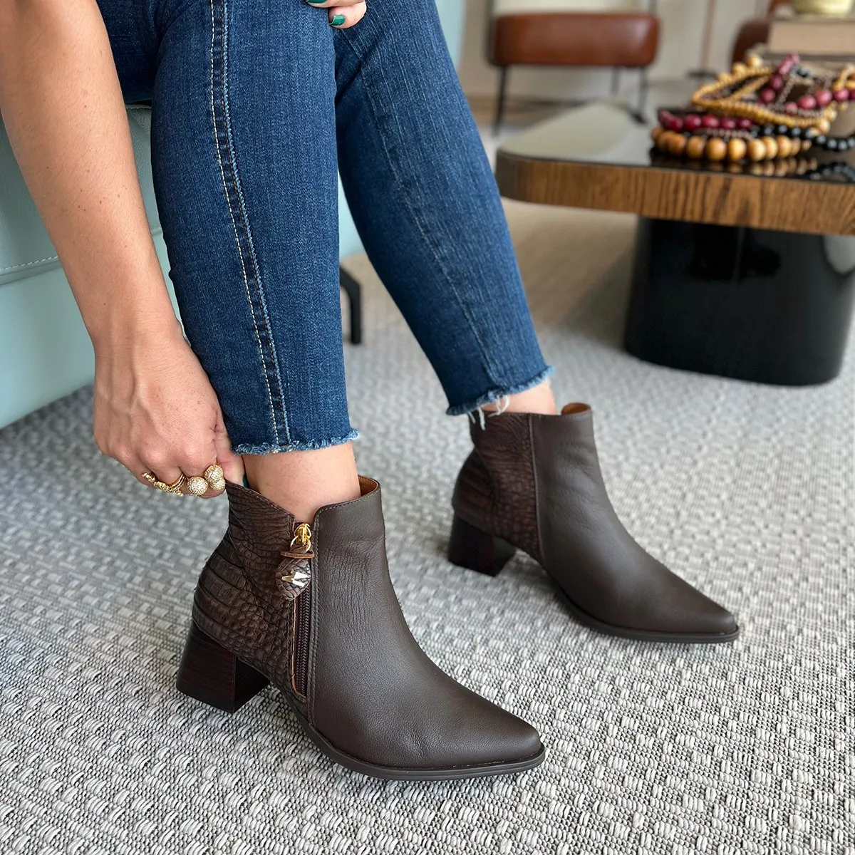 Botas Cano Curto Botinha Com Cadarço Feminina Cano Curto Bota