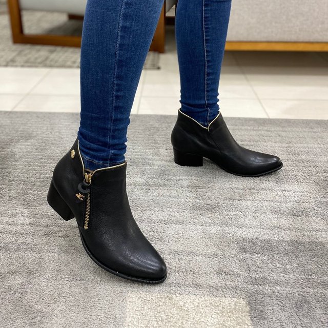 Botas Femininas Bota Dakota Cano Curto Sem Salto Bota Bico Fino