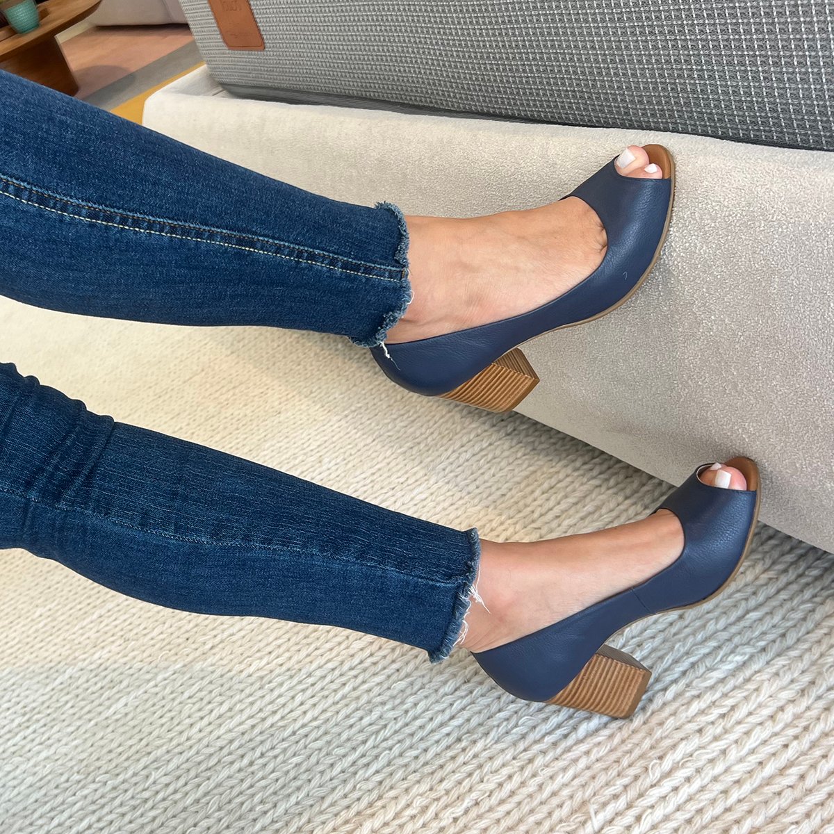 Sapato Peep Toe Clássico Salto Bloco Dina Mirtz Ref 22600 | Fino