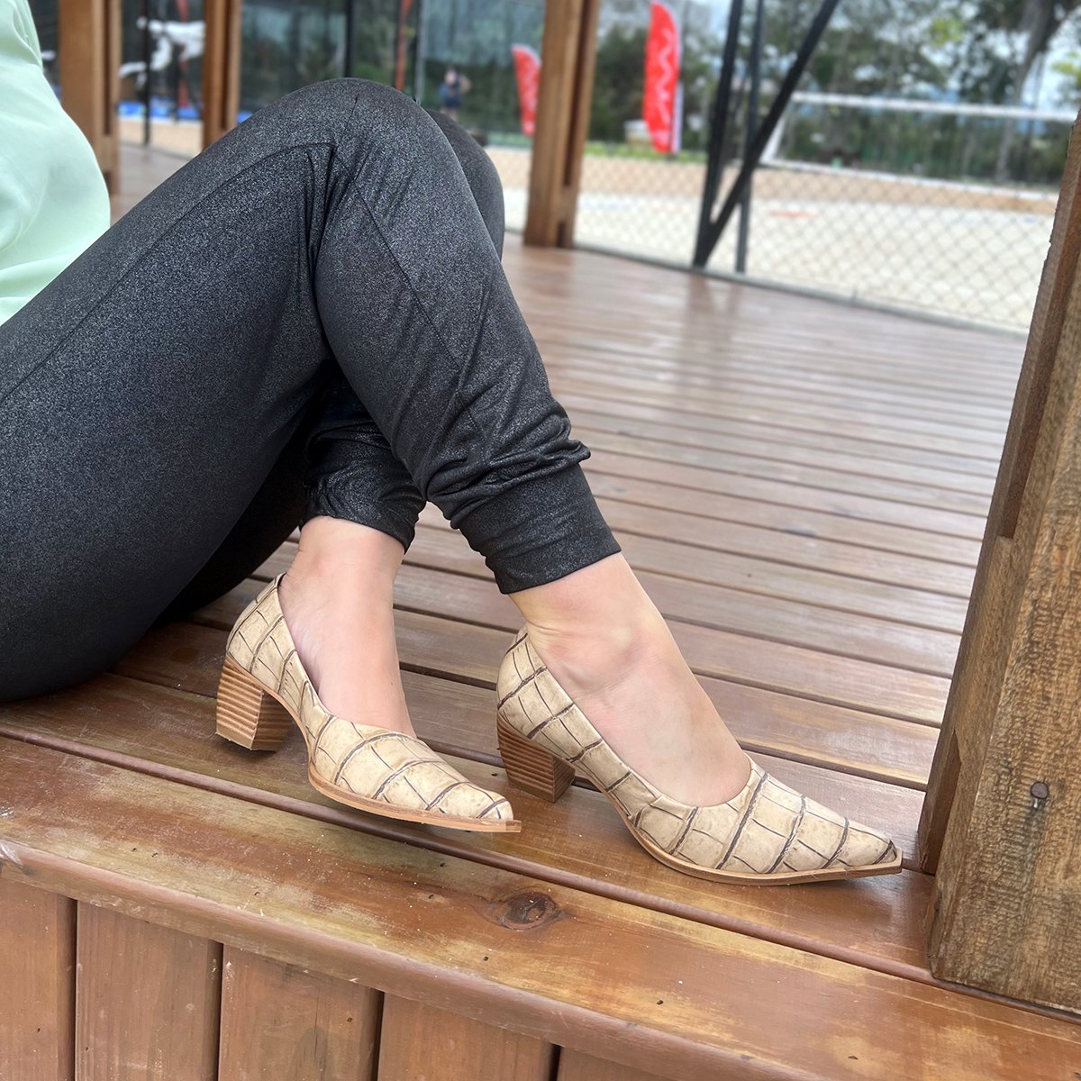 Scarpin social Salto baixo em couro Dina Mirtz Ref 24900 Fino