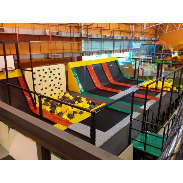 Jump Station Salvador Shopping Trampolim Park | Trampolim Park By Henri ...