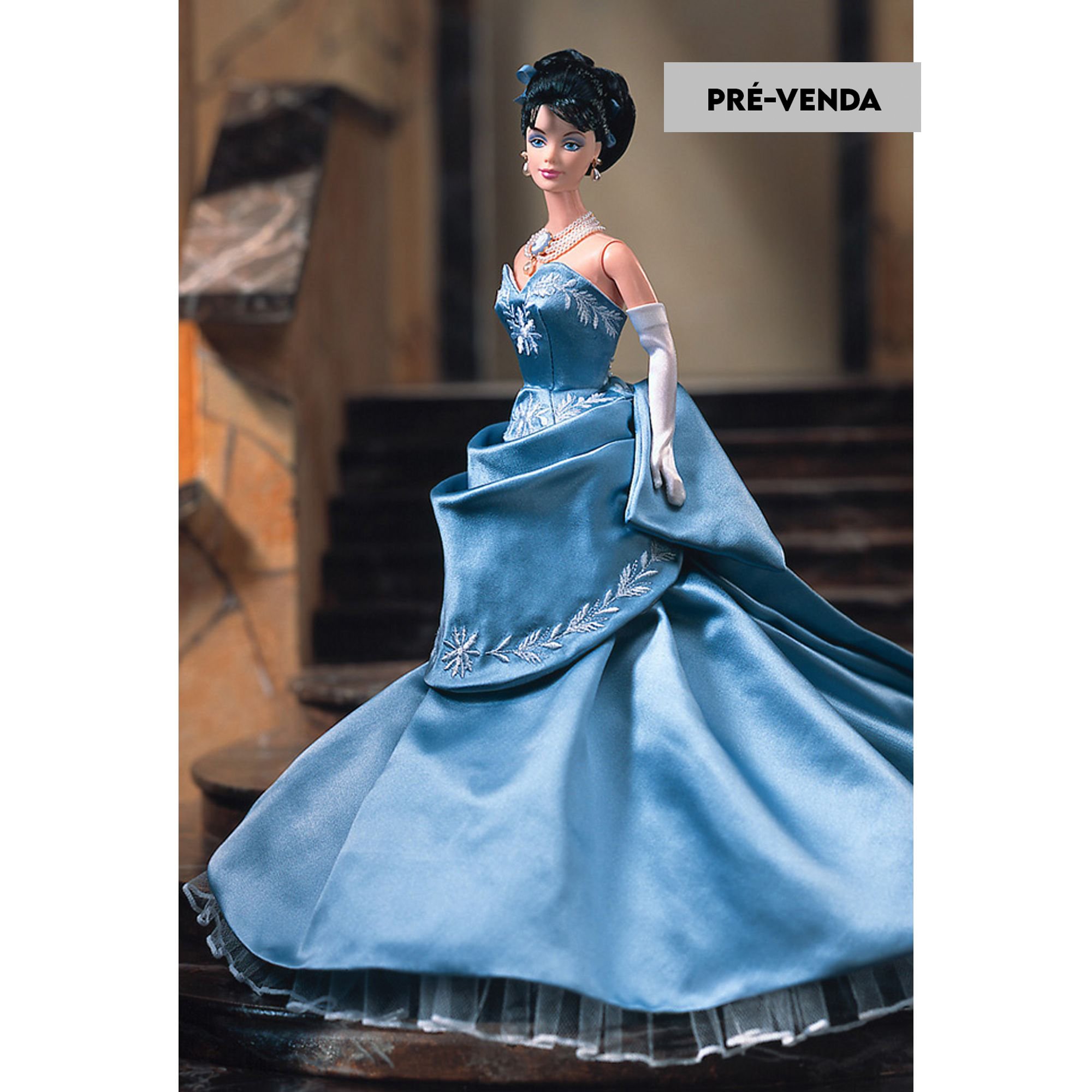 Barbie antiga vestido azul