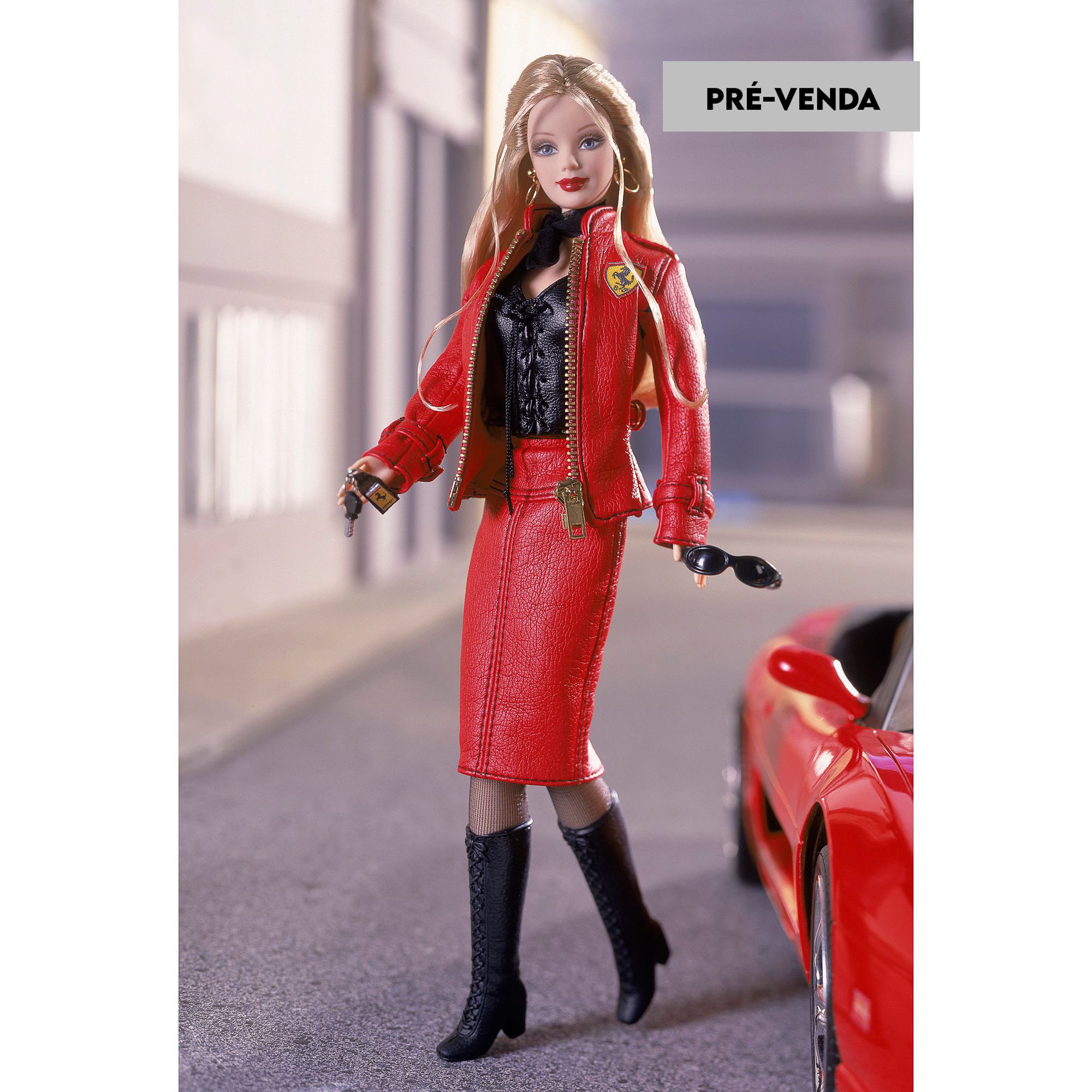 PRÉ-VENDA Boneca Barbie Collector Ferrari 2000 Mattel Doll