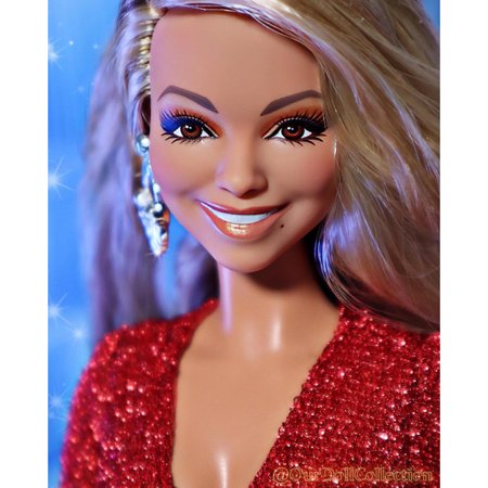 PRÉ-VENDA Boneca Barbie Signature Mariah Carey X Barbie Holiday Doll - Mattel (Removida da Caixa)