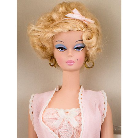 PRÉ-VENDA Boneca Barbie Collector Silkstone Lingerie Barbie 4