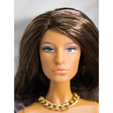 PRÉ-VENDA Barbie Collector Model of the Moment Marisa - Mattel