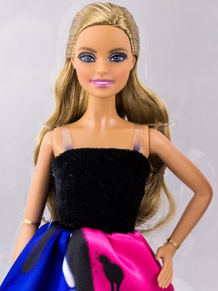 PRÉ-VENDA Boneca Barbie Collector Barbie e Ken Moschino Giftset