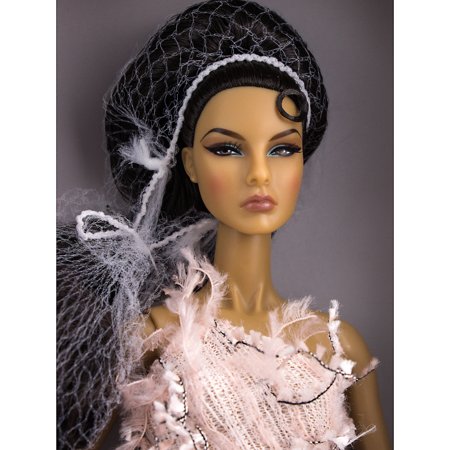 Boneca Fashion Royalty Agnes Von Weiss Up With a Twist - Integrity Toys