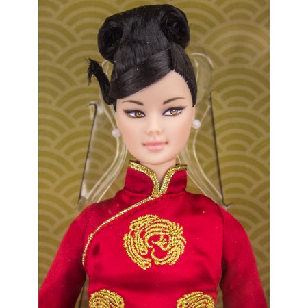 PRÉ-VENDA Boneca Barbie Signature Lunar New Year Guo Pei 2023 - Mattel PRÉ-VENDA Boneca Barbie Signature Lunar New Year Guo Pei 2023 - Mattel