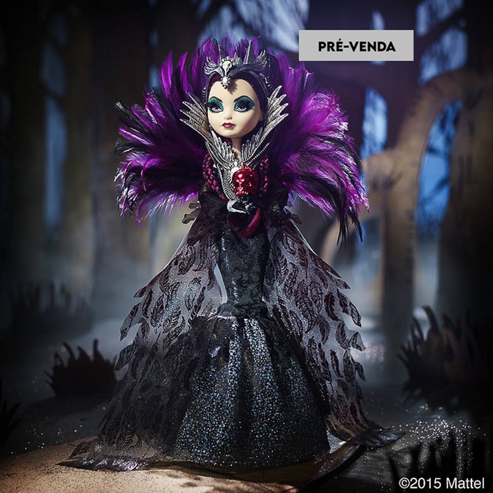 PRÉ-VENDA Boneca Ever After High Raven Queen SDCC 2015 - Mattel