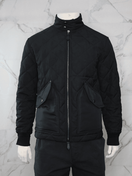 Jaqueta Burberry Matelassê Preta | Zivē Club