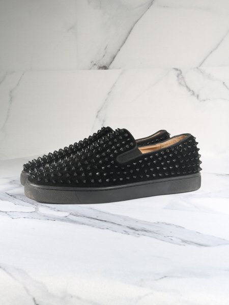 Tênis Slip On Christian Louboutin Roller Spikes Preto | Zivē Club