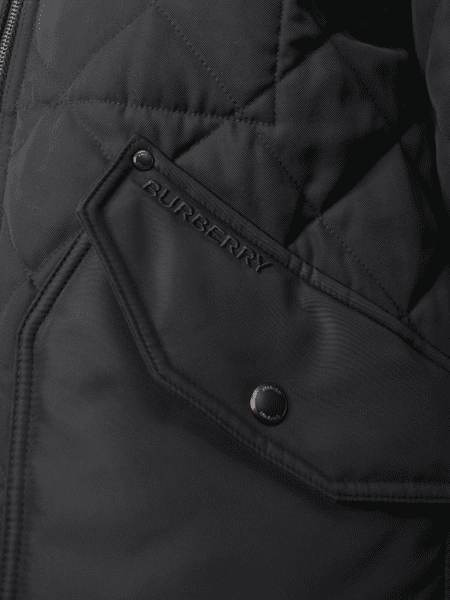 Jaqueta Burberry Matelassê Preta | Zivē Club