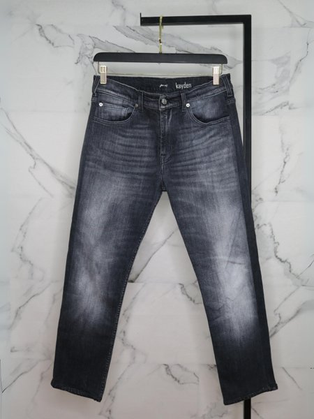 Calça Jeans 7 For All Mankind Basic Kayden Cinza Escura | Zivē Club