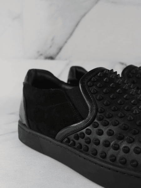 Tênis Slip On Christian Louboutin Fun Sailor Spikes Preto | Zivē Club