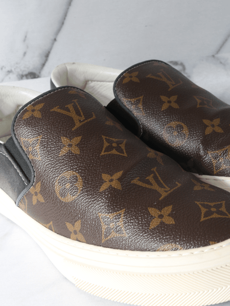 Tênis Slip On Louis Vuitton Monogram | Zivē Club