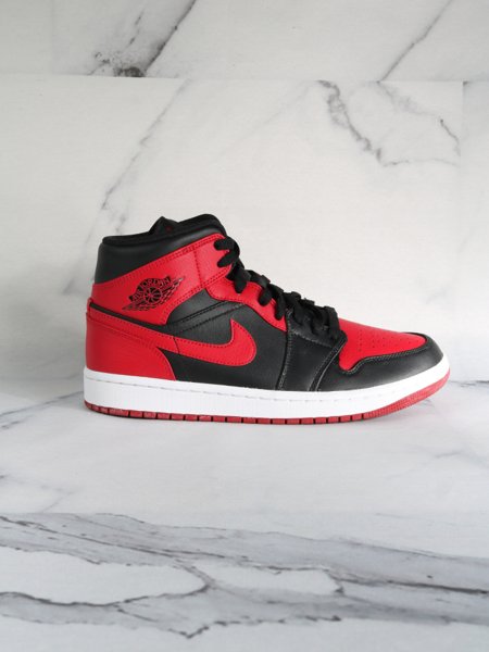Tênis Nike Air Jordan 1 Mid Vermelho/Preto | Zivē Club