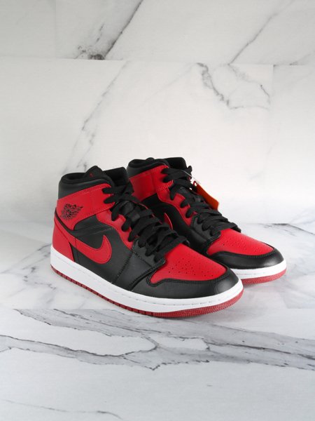Tênis Nike Air Jordan 1 Mid Vermelho/Preto | Zivē Club