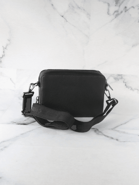 Bolsa Dior x ERL Pouch Logo Preta | Zivē Club