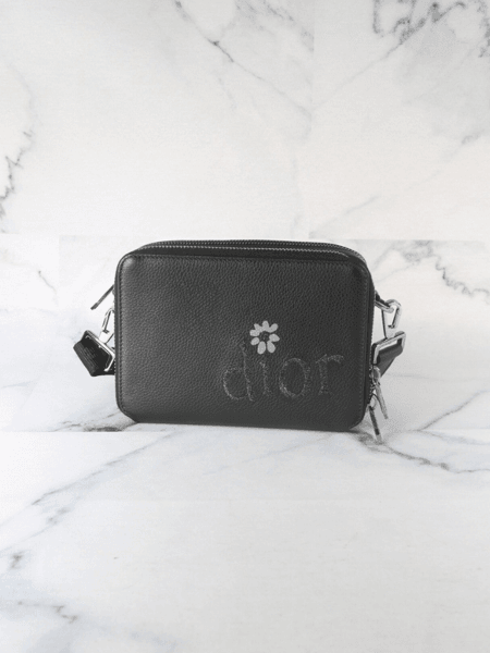 Bolsa Dior x ERL Pouch Logo Preta | Zivē Club
