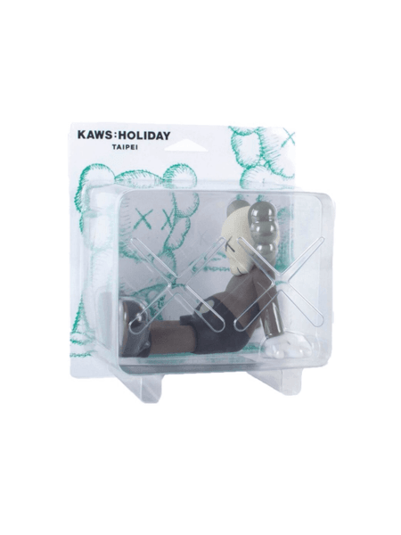 Boneco Kaws Holiday Limited 7