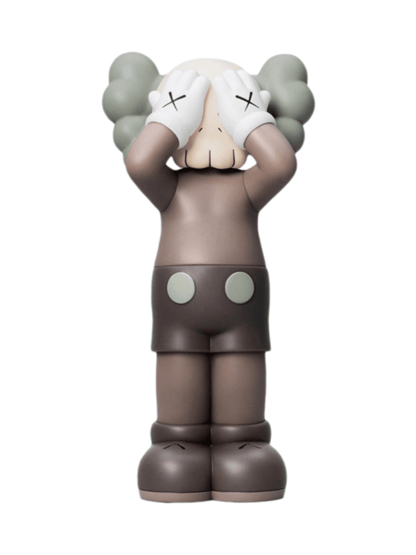 Boneco Kaws Holiday UK Vinyl Marrom | Zivē Club Boneco Kaws Holiday UK Vinyl Marrom | Zivē Club