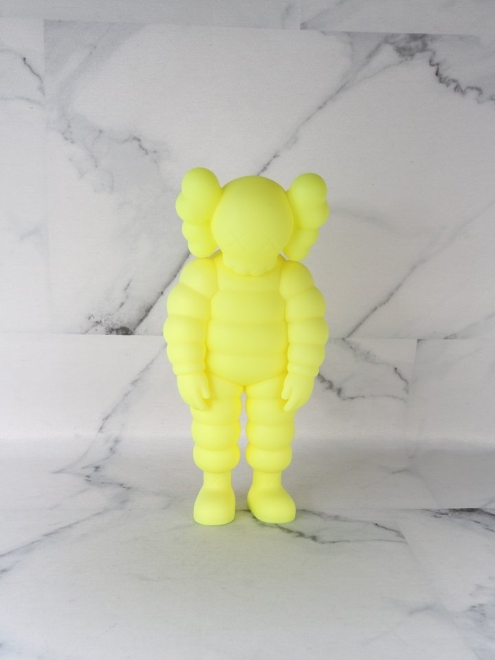 Boneco Kaws Open Edition What Party Amarelo | Zivē Club
