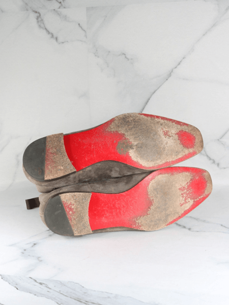 Bota Christian Louboutin Samson Suede Cinza | Zivē Club