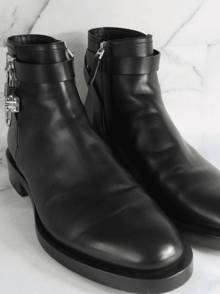 Bota Givenchy Lock Preta | Zivē Club