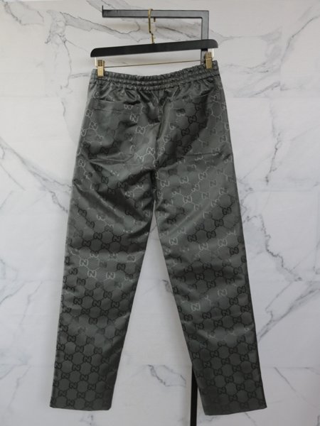 Calça Gucci Off The Grid GG Cinza | Zivē Club