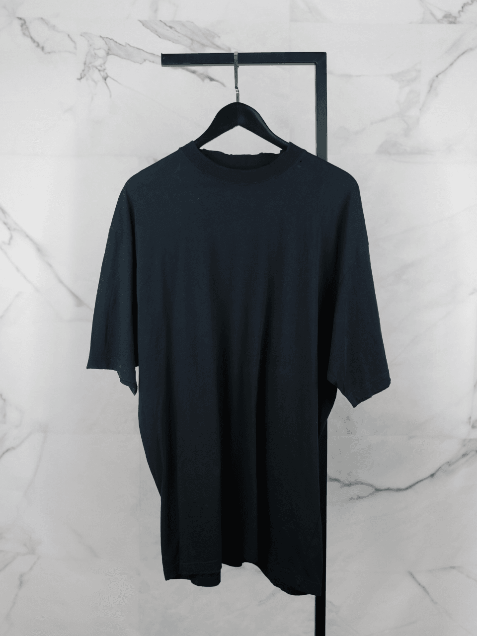 Camiseta Balenciaga Basic Logo Preta | Zivē Club