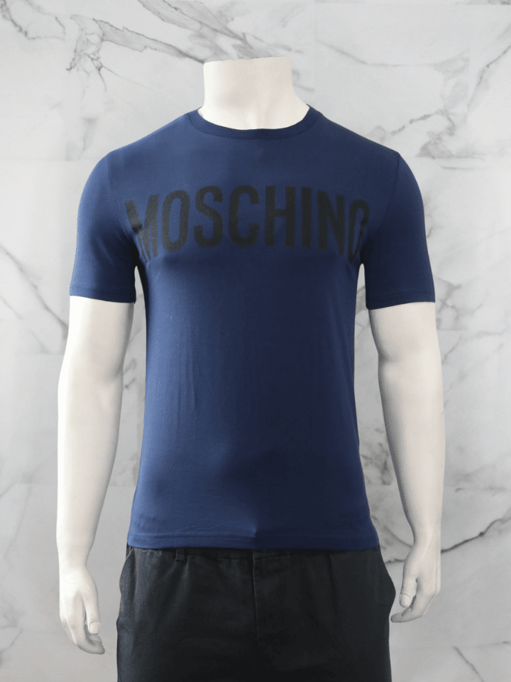 Camiseta Moschino Basic Logo Azul Marinho | Zivē Club