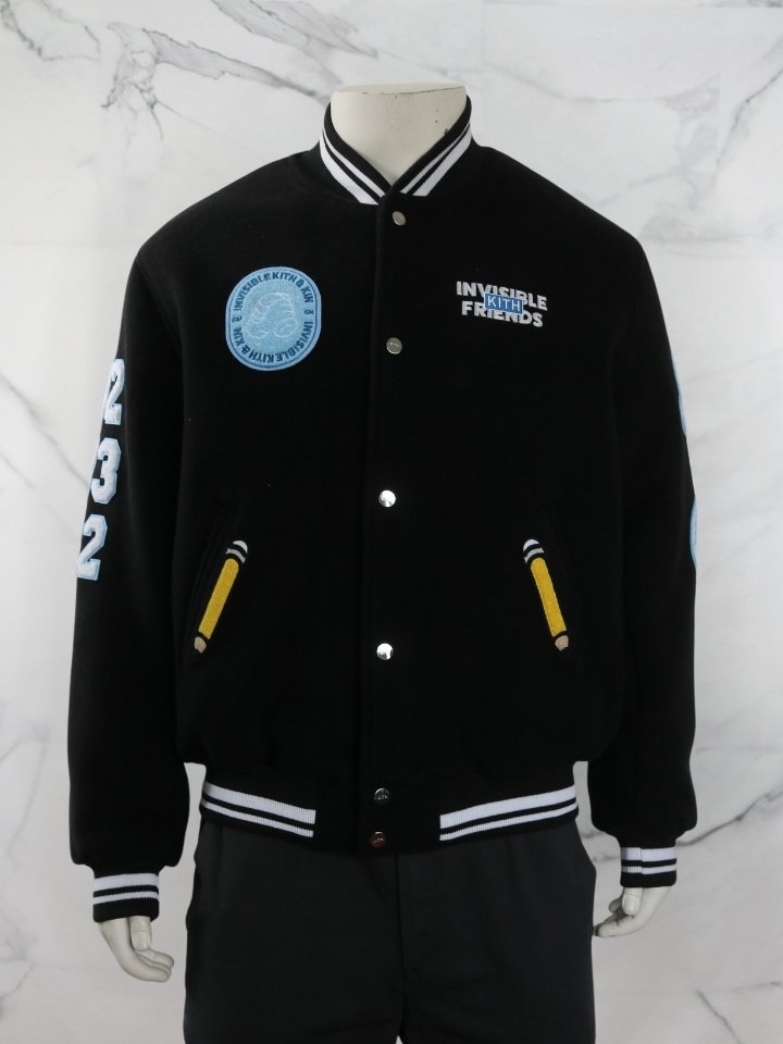 Jaqueta Kith x Invisible Friends Varsity Preta | Zivē Club