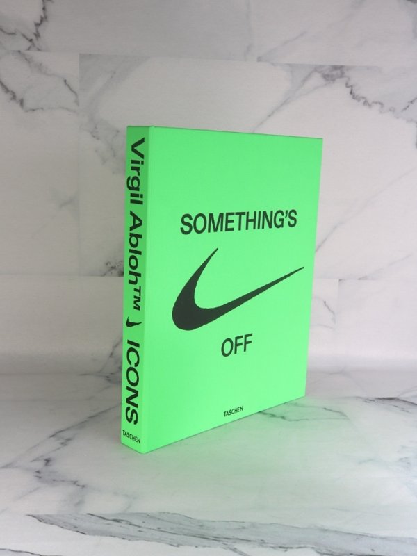 Livro Virgil Abloh x Nike ICONS - Something´s Off | Zivē Club