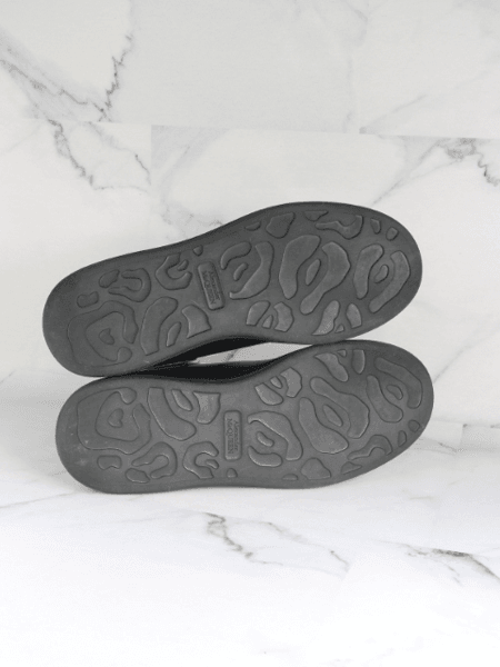 Tênis Alexander McQueen Oversized Preto | Zivē Club