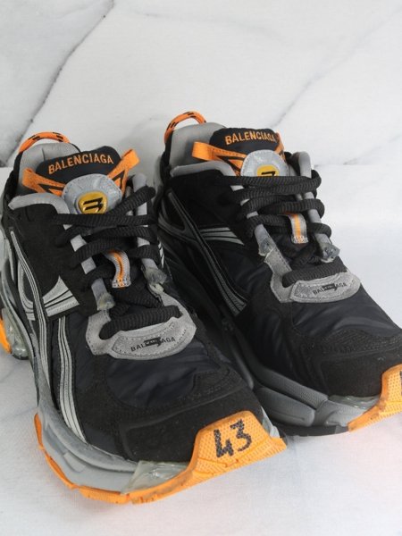 Tênis Balenciaga Runner Preto e Cinza | Zivē Club