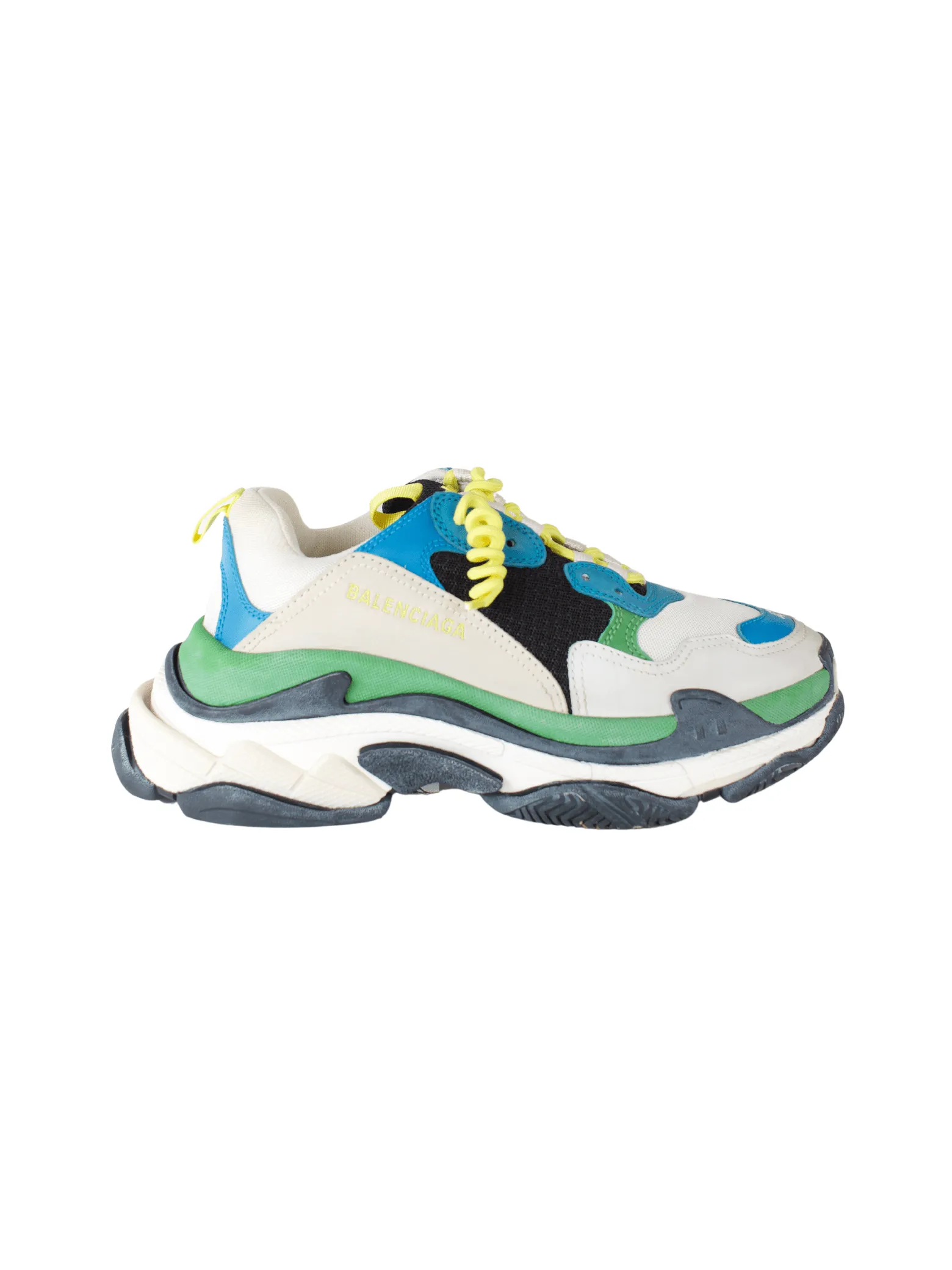 O que é sales balenciaga